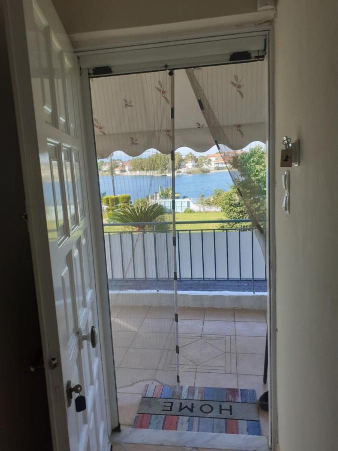 Top Floor On Villa, 3' From Center, By The Sea! Host Is Efi Kwsta Preveza Exterior photo