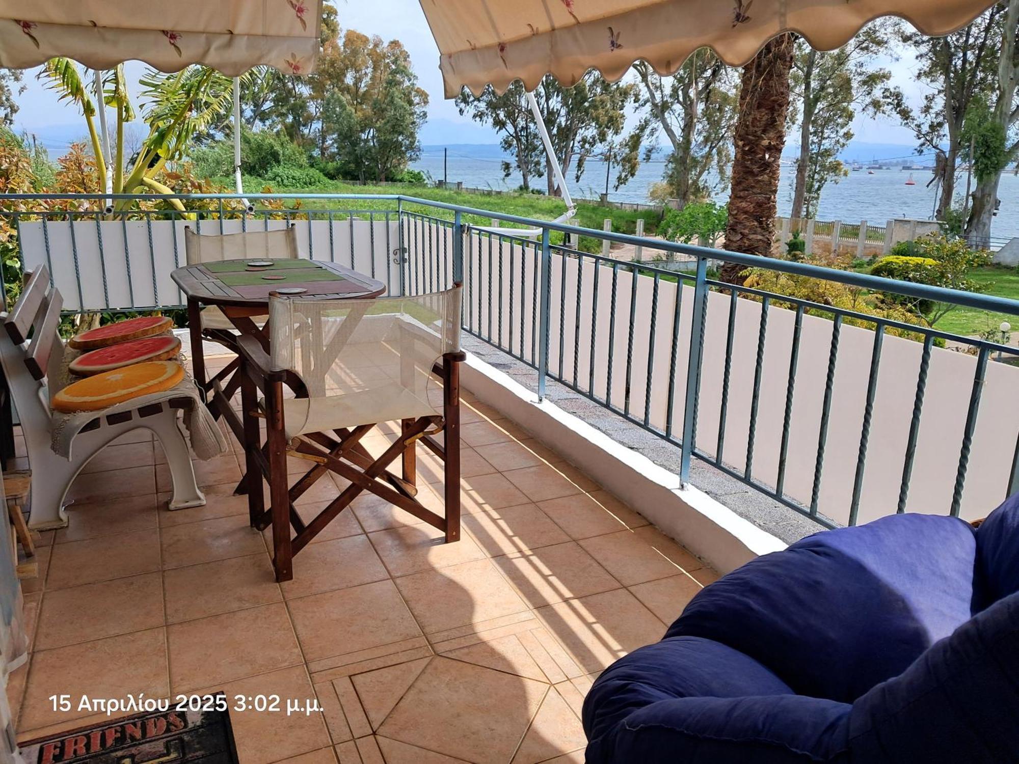Top Floor On Villa, 3' From Center, By The Sea! Host Is Efi Kwsta Preveza Exterior photo